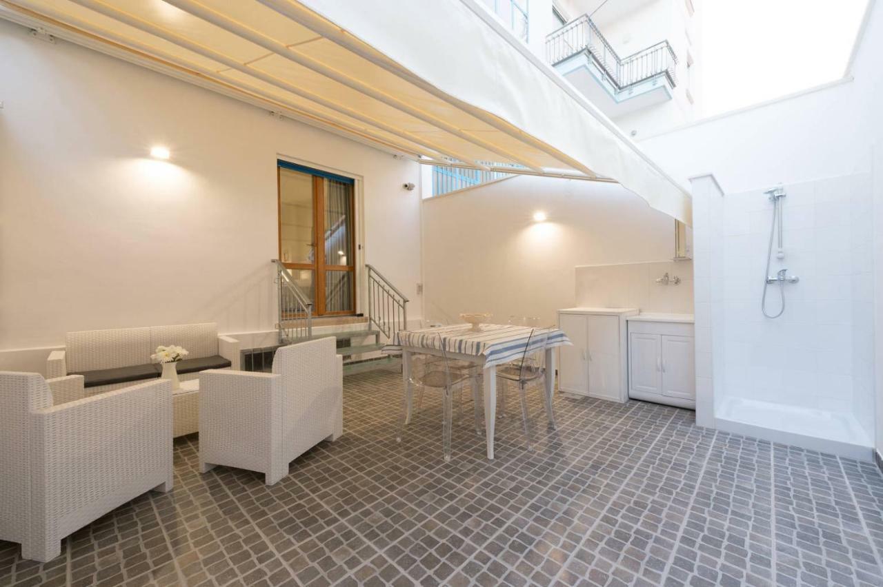 Casa Vacanze Poseidone Lido Conchiglia Esterno foto